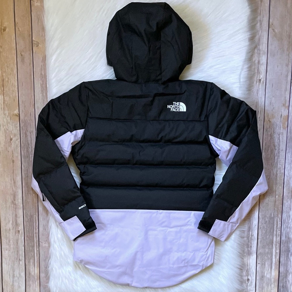 The North Face Girls’ Pallie Down Jacket In Lavender Fog - Picture 6 of 11